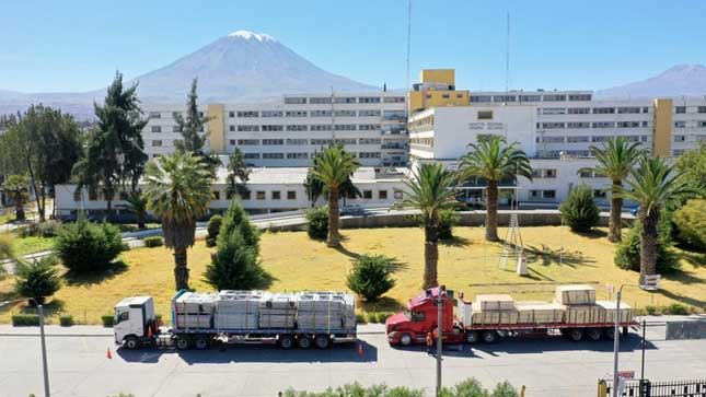 Construyen hospitales temporales en Honorio Delgado y Goyeneche de Arequipa