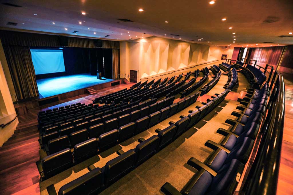 Auditorio principal de la UNMSM, lleva el nombre de la reconocida sanmarquina.